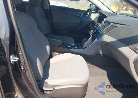 2013 Hyundai Sonata Gls z USA, uszkodzony, nr VIN 5NPEB4ACXDH810969